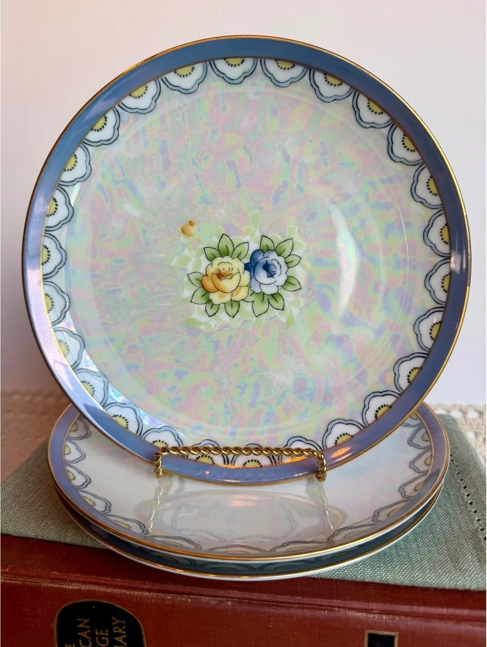 Vintage Meito China Set of 3 Iridescent Floral Plates Made in Japan